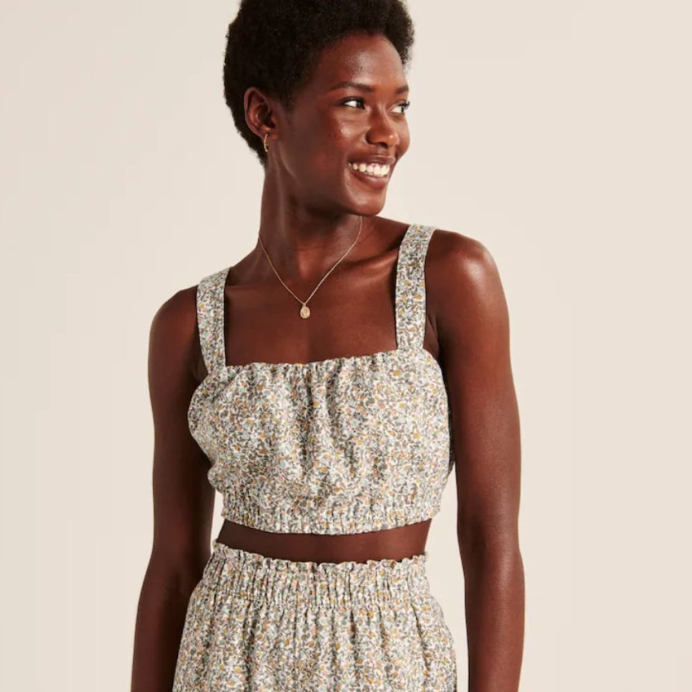 Abercrombie Cropped Wide Strap Linen Blend Top